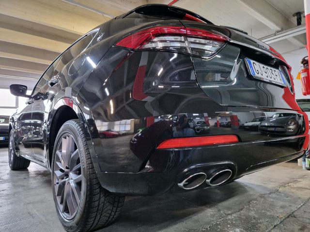 MASERATI Levante usata, con Fendinebbia