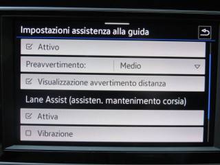 VOLKSWAGEN T-Roc usata, con Cruise Control