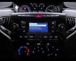 LANCIA Ypsilon usata, con Autoradio digitale