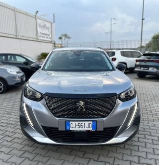 PEUGEOT 2008 usata, con Airbag