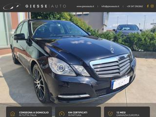 MERCEDES-BENZ E 220 usata, con Alzacristalli elettrici