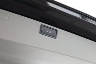 VOLKSWAGEN Caravelle usata, con USB