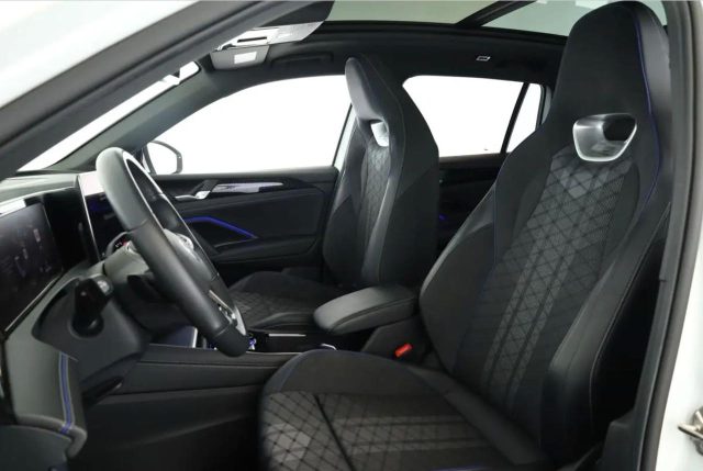 VOLKSWAGEN Tiguan usata, con Boardcomputer