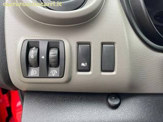NISSAN NV300 usata, con Bracciolo