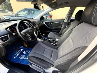 HYUNDAI i30 usata, con Autoradio