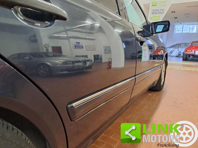 MERCEDES-BENZ E 200 usata 25