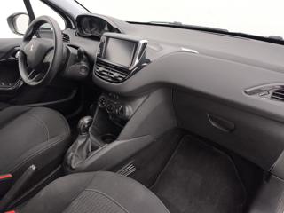 PEUGEOT 208 usata, con Luci diurne
