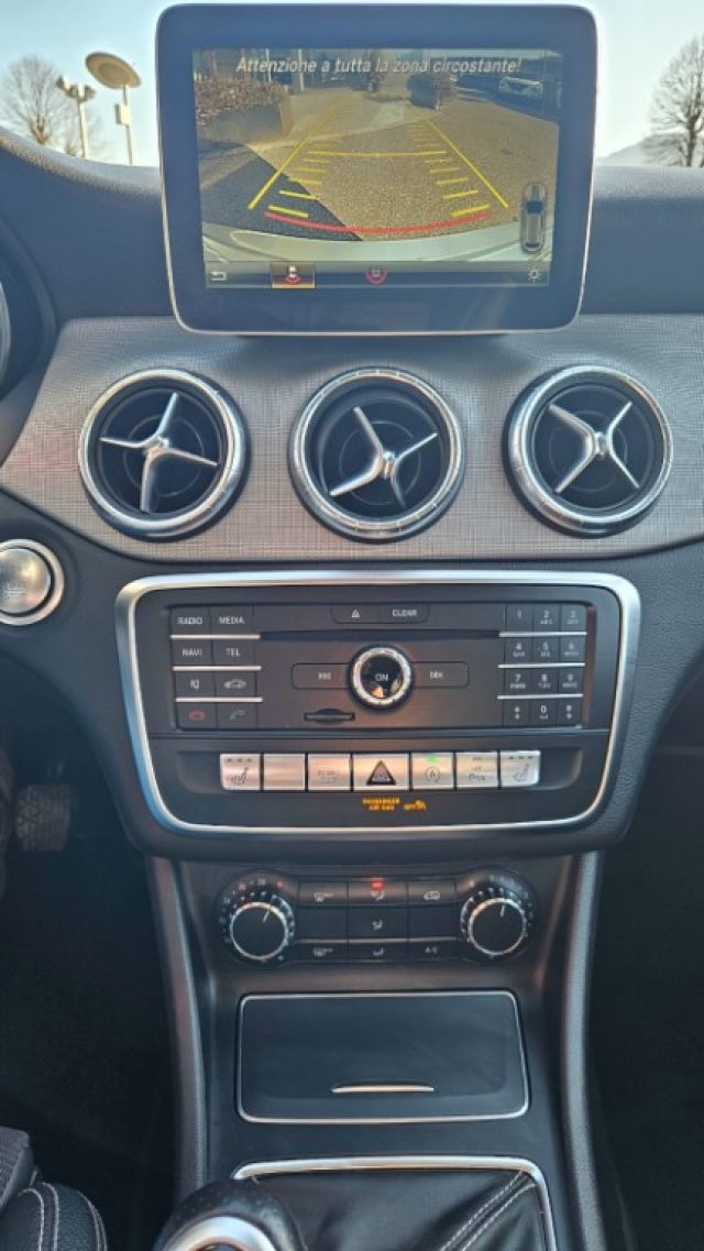 MERCEDES-BENZ CLA 180 usata, con Sistema di navigazione