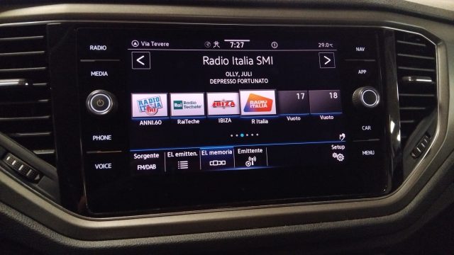 VOLKSWAGEN T-Roc usata 25