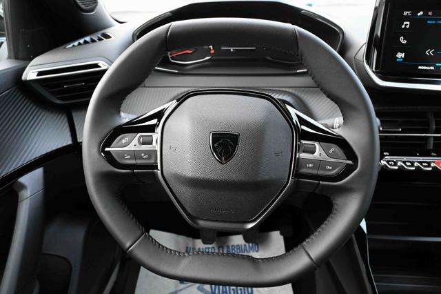 PEUGEOT 2008 usata, con Touch screen