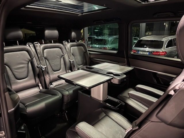 MERCEDES-BENZ V 250 usata, con USB
