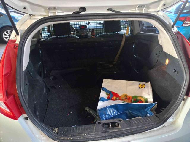 FORD Fiesta usata, con Servosterzo