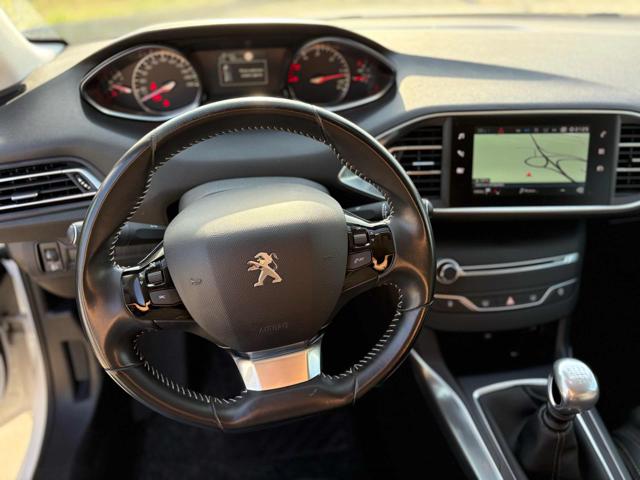 PEUGEOT 308 usata, con Boardcomputer