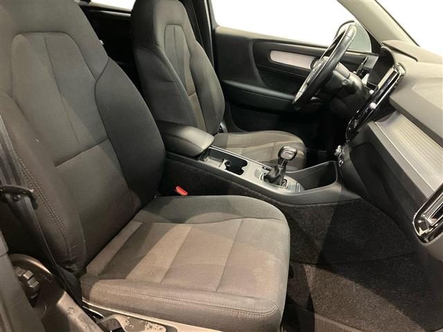 VOLVO XC40 usata, con USB