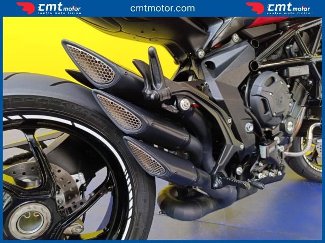 MV AGUSTA Brutale 800 usata 8