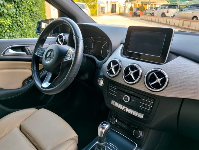 MERCEDES-BENZ B 180 usata, con Chiusura centralizzata