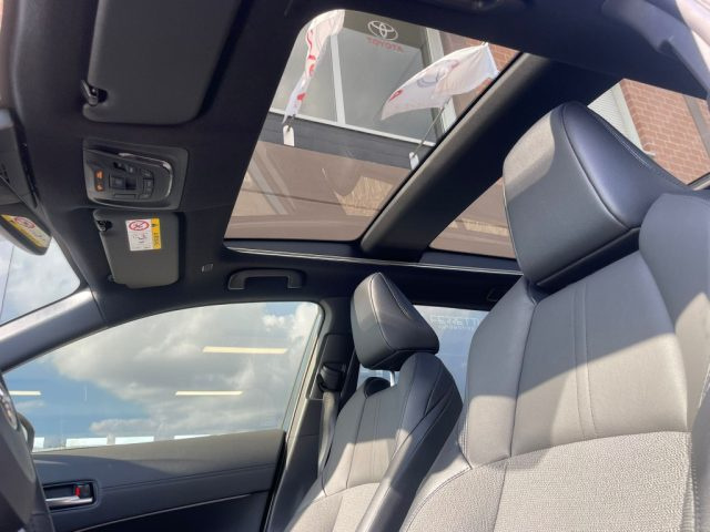 TOYOTA Corolla Cross usata, con Specchietti laterali elettrici