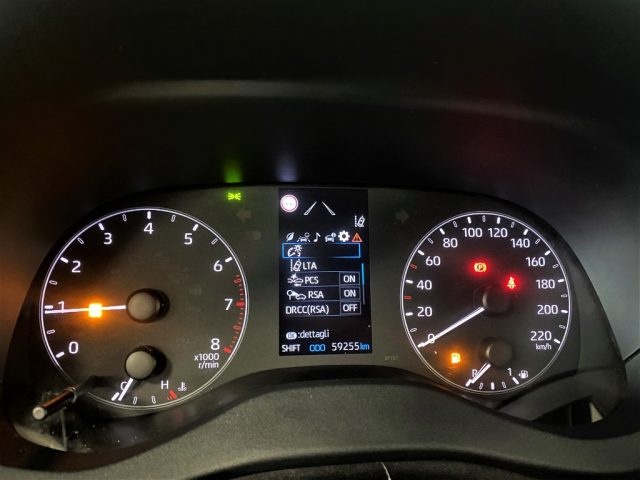 TOYOTA Yaris usata, con Volante multifunzione