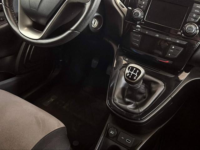 LANCIA Ypsilon usata, con Sedile posteriore sdoppiato