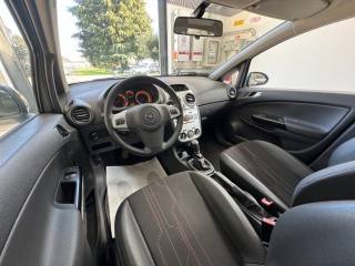 OPEL Corsa usata, con ESP