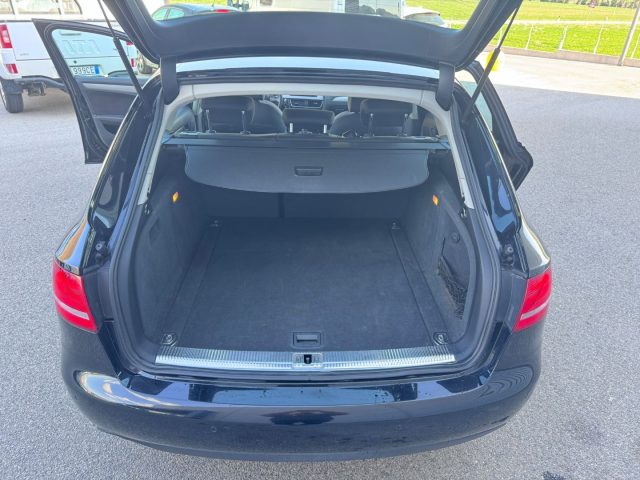 AUDI A4 usata, con Luci diurne LED