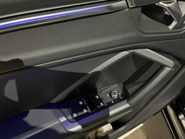 AUDI Q3 usata, con Park Distance Control