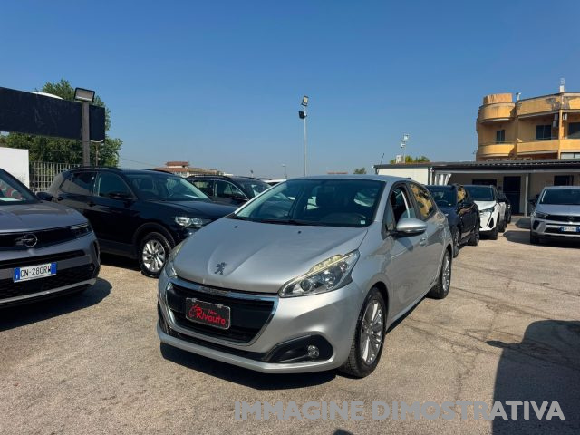 PEUGEOT 208 usata, con Airbag