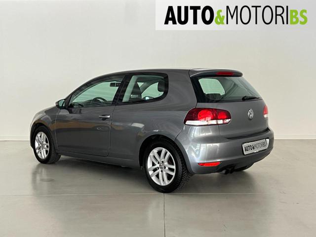 VOLKSWAGEN Golf usata, con Autoradio