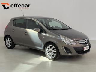 OPEL Corsa usata, con Airbag laterali