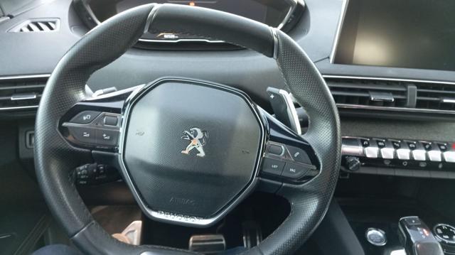 PEUGEOT 5008 usata, con Autoradio