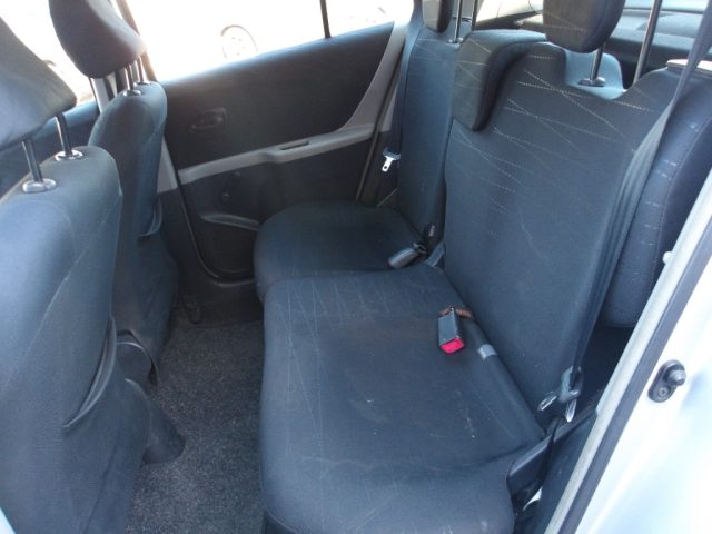 TOYOTA Yaris usata, con Fendinebbia