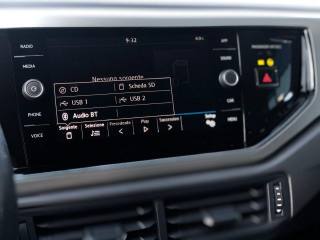 VOLKSWAGEN Polo usata, con Specchietti laterali elettrici