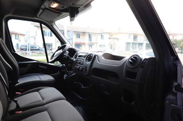 RENAULT Master usata 76
