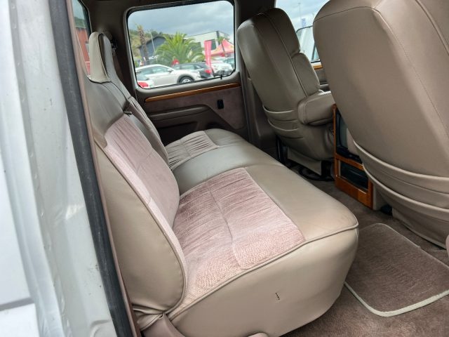 FORD F 350 usata, con Volante multifunzione