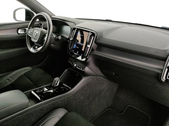 VOLVO XC40 usata, con Controllo trazione
