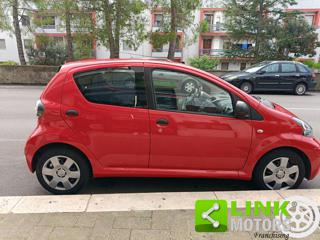 TOYOTA Aygo usata, con Antifurto