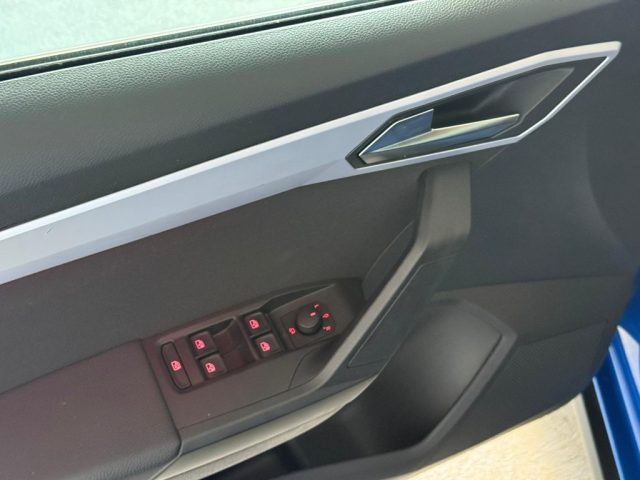 SEAT Arona usata, con Autoradio