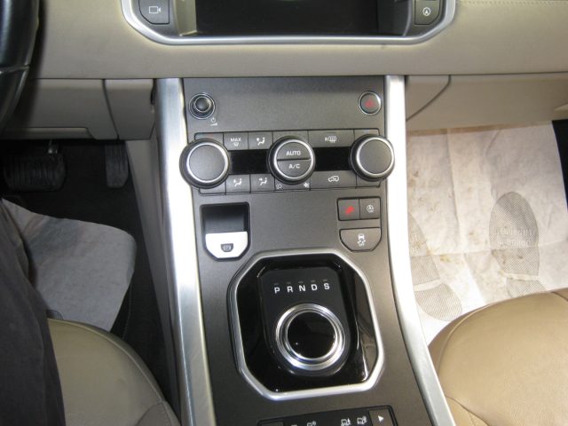 LAND ROVER Range Rover Evoque usata, con Volante in pelle