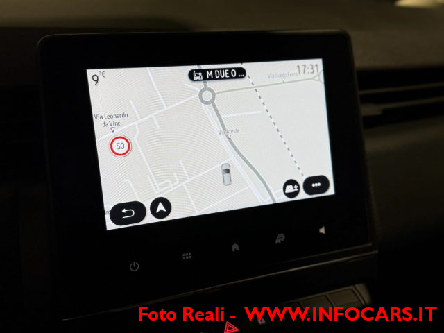 RENAULT Clio usata, con Park Distance Control