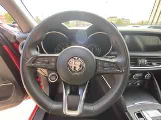 ALFA ROMEO Stelvio usata, con Alzacristalli elettrici