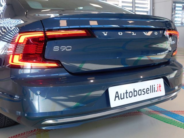 VOLVO S90 usata, con Sensori di parcheggio posteriori