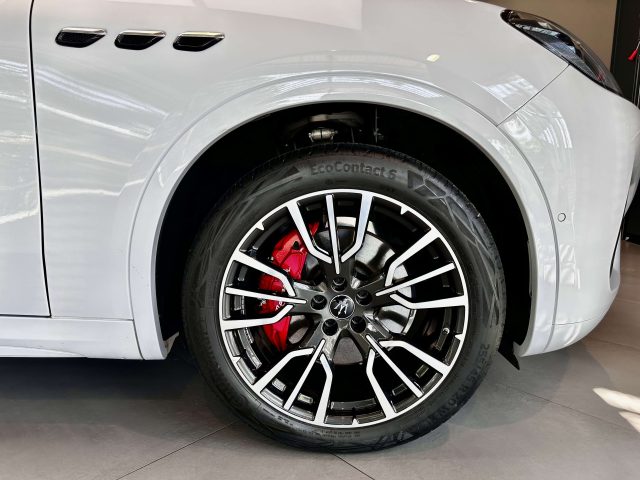 MASERATI Grecale usata, con Alzacristalli elettrici