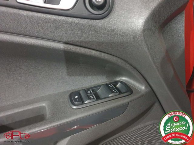 FORD EcoSport usata, con Autoradio