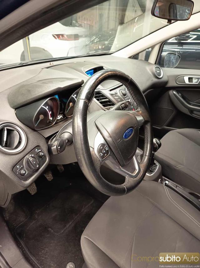 FORD Fiesta usata, con Fendinebbia