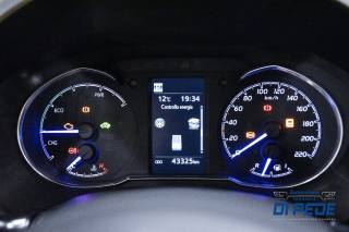 TOYOTA Yaris usata, con Autoradio digitale