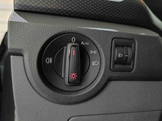 VOLKSWAGEN T-Cross usata, con Specchietti laterali elettrici