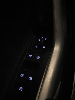 VOLKSWAGEN Taigo usata, con Bluetooth