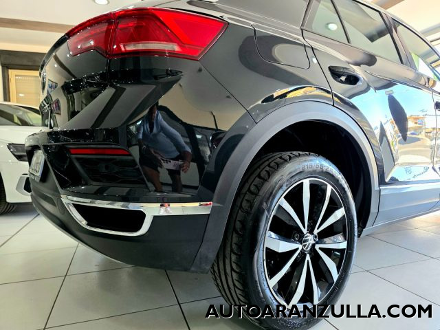 VOLKSWAGEN T-Roc usata, con MP3