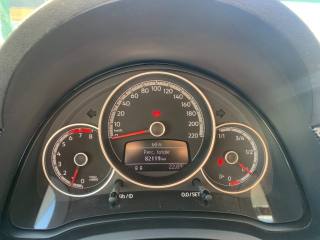 VOLKSWAGEN up! usata, con Fendinebbia
