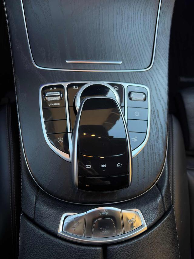 MERCEDES-BENZ E 220 usata, con Chiusura centralizzata
